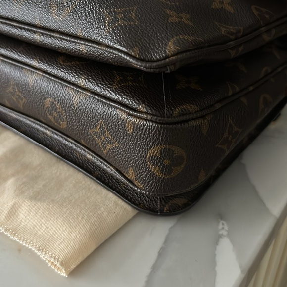 💙SOLD💙Louis Vuitton Pochette Métis - Picture 5 of 8